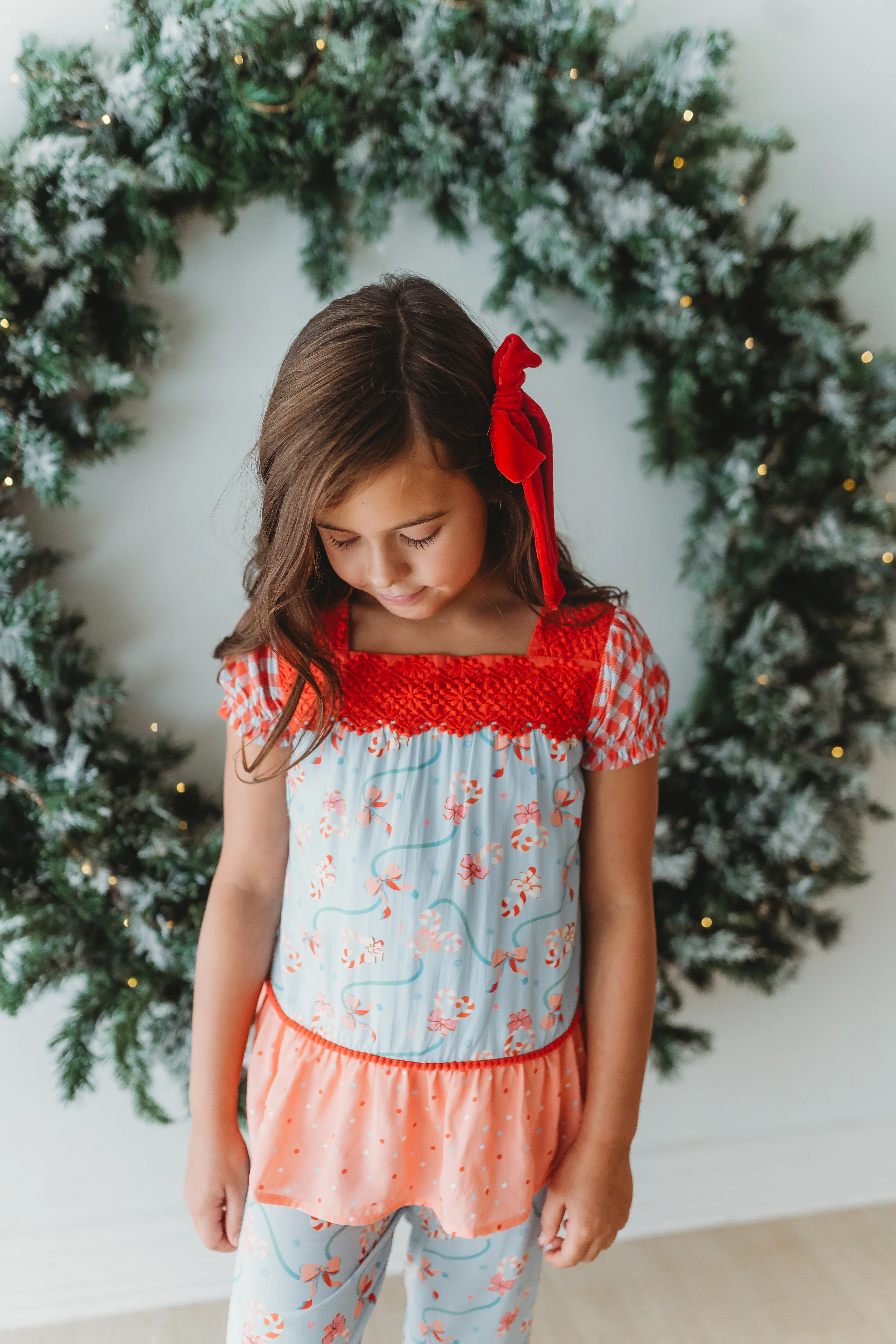 Candy Cane Lane Ruffle Lounge - Image 10