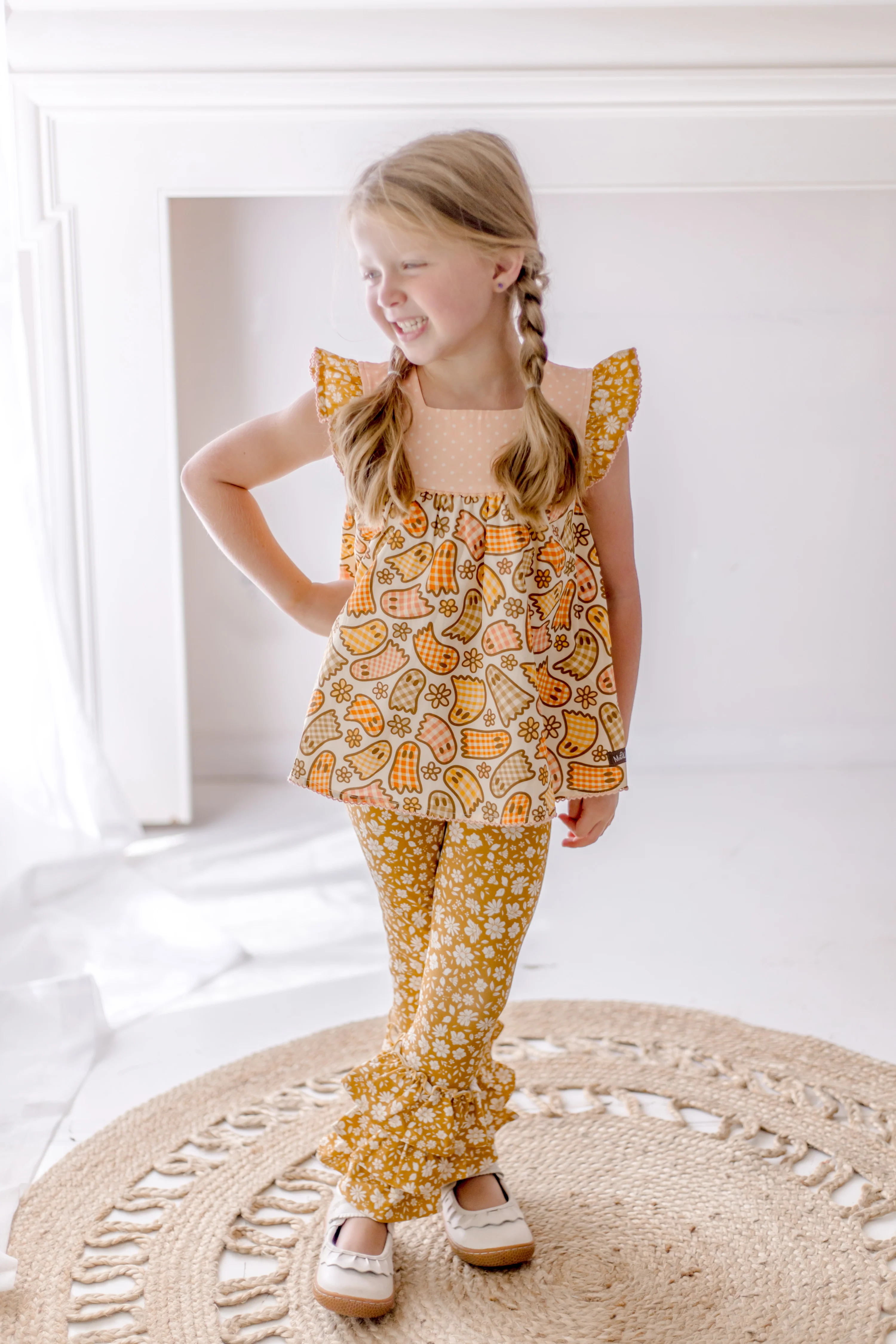 Golden Petal Leggings - Image 13