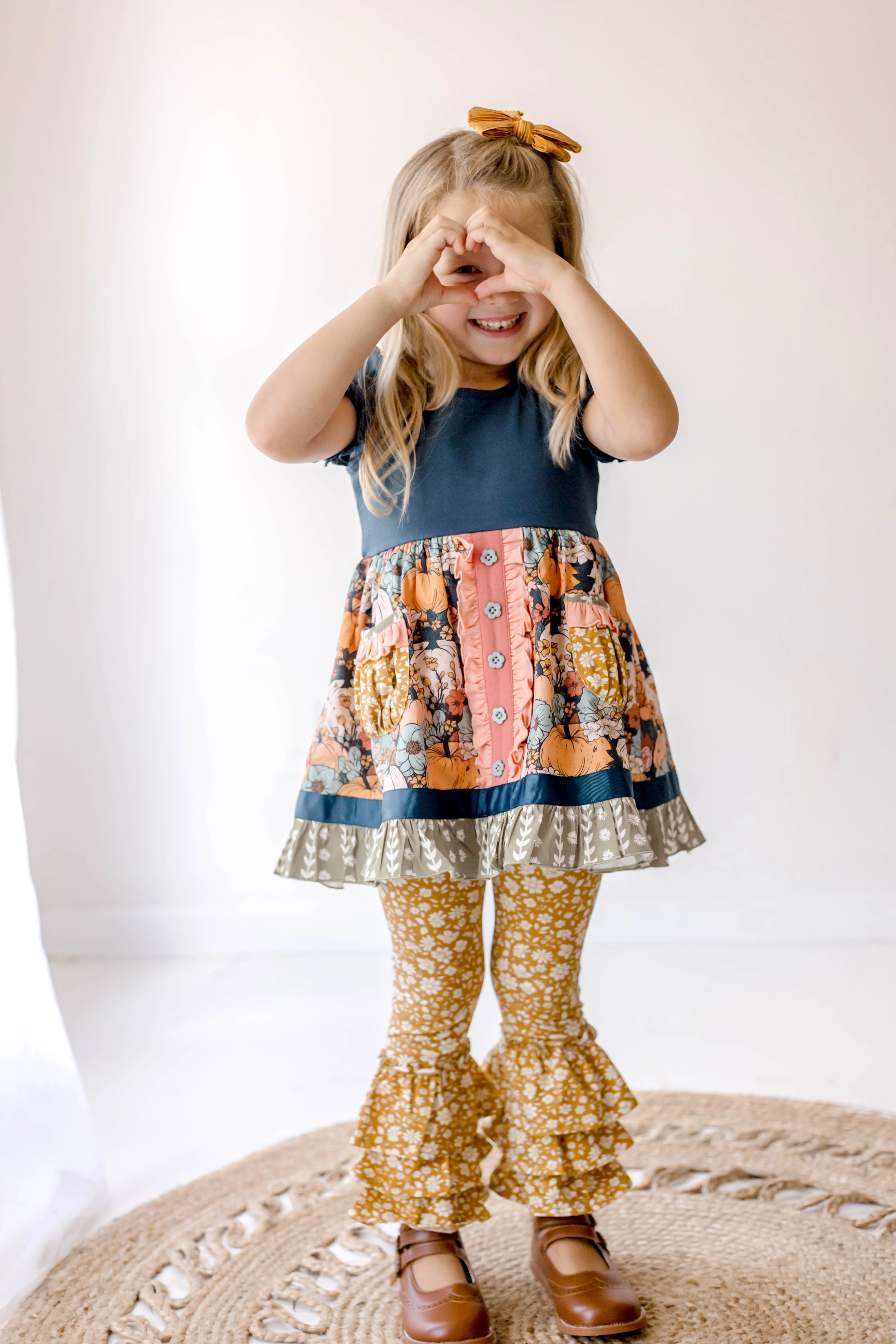 Golden Petal Leggings - Image 2