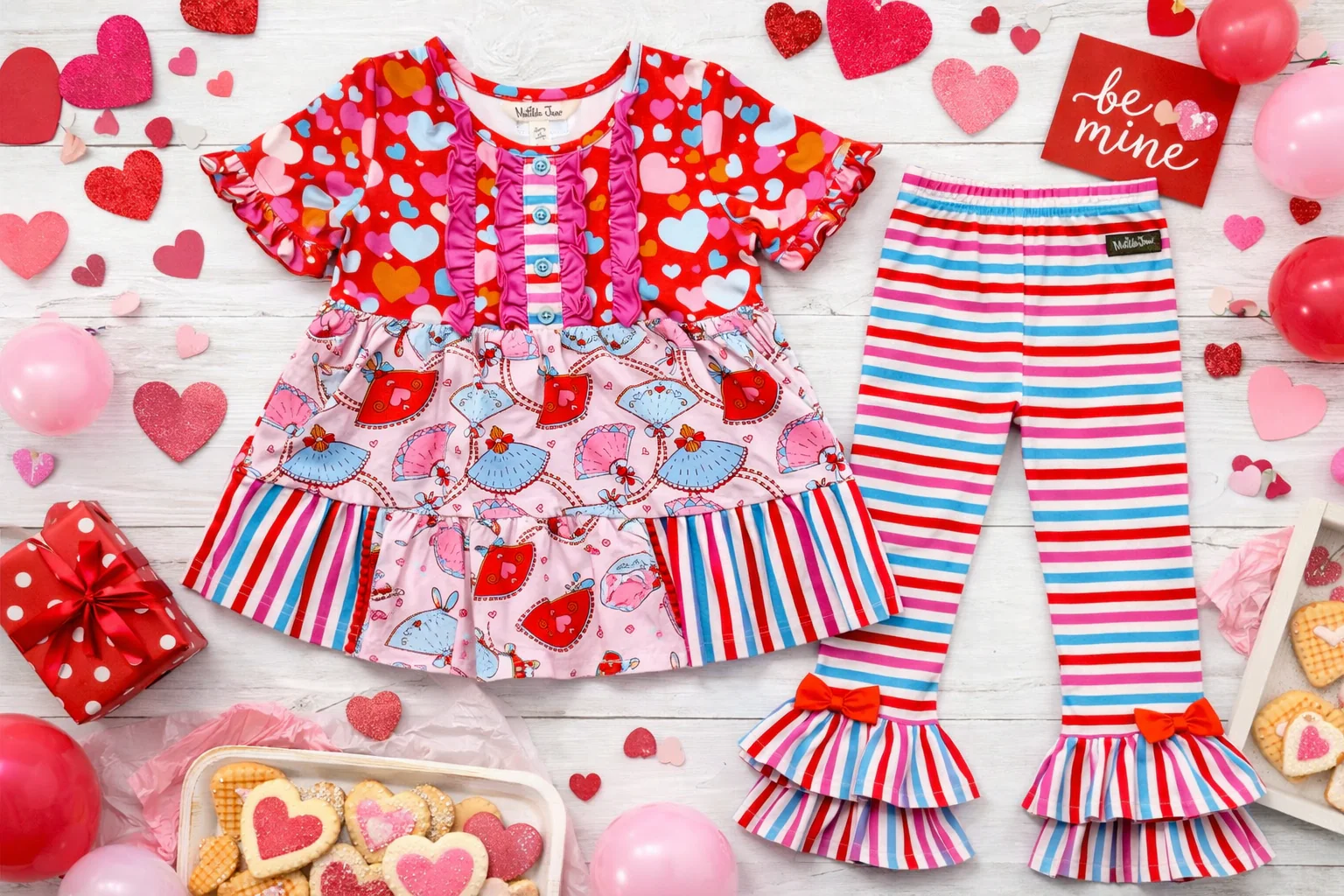 Sweetheart Fans Club Tunic - Image 10